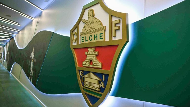 elche fc pasillo 3